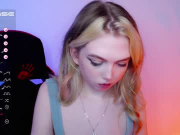cam girl porn small_blondee image #4296115