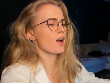 cam girl porn linellali image #2915333