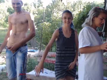 cam couple porn danamily image #2250032