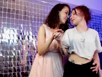 cam couple porn twix_twins image #1247278