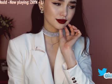 cam girl porn hollyextra image #2077586