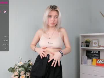 cam girl porn _naked_heart_ image #5669068