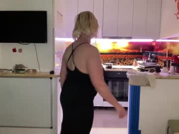 cam girl porn kiradivine image #5725943