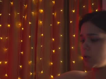 cam girl porn helenmoors image #4880104