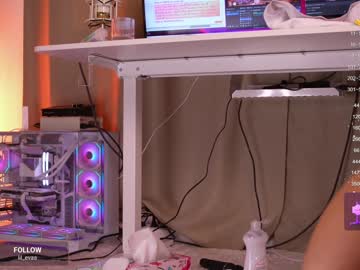 cam girl porn lil_eva image #6553981
