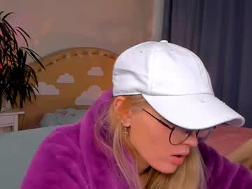 cam girl porn linellali image #2607738