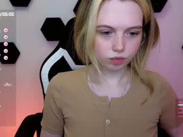cam girl porn small_blondee image #4383018