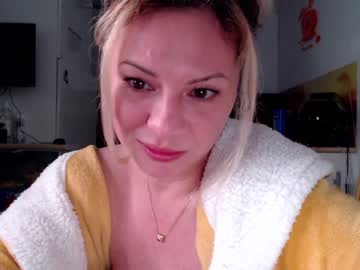cam girl porn kiradivine image #1604528