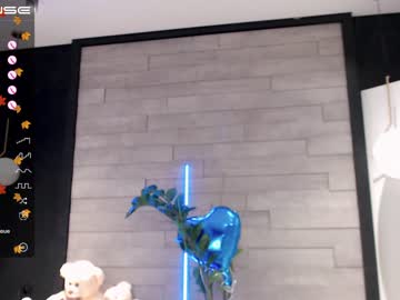 cam girl porn small_blondee image #2909091