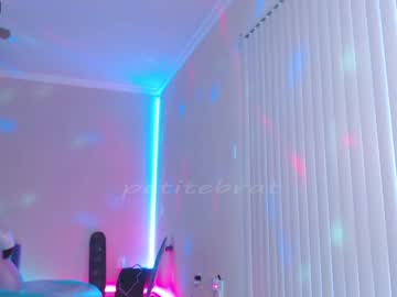 cam girl porn petitebrat image #1908025