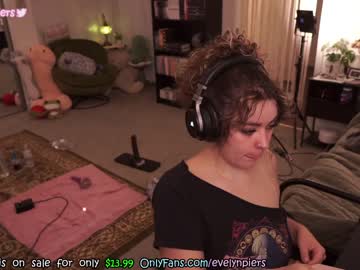 cam girl porn evelynpiers image #4780935