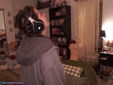 cam girl porn evelynpiers image #5289416