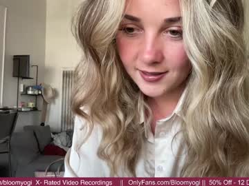 cam girl porn bloomyogi image #4787367