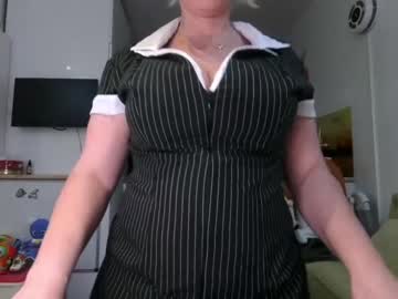 cam girl porn kiradivine image #3477732