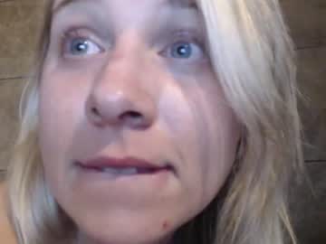 cam girl porn blondethickchick27 image #444921
