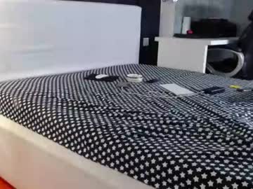 cam girl porn carmela_fox image #1408216