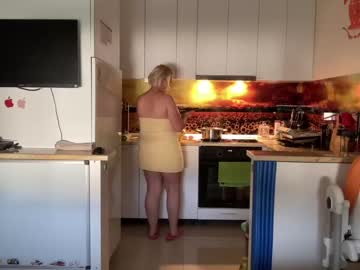 cam girl porn kiradivine image #5106621