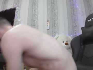 cam couple porn juliankagor image #4087931