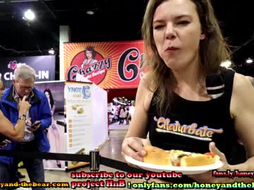 cam couple porn honeyand_thebear image #1685426