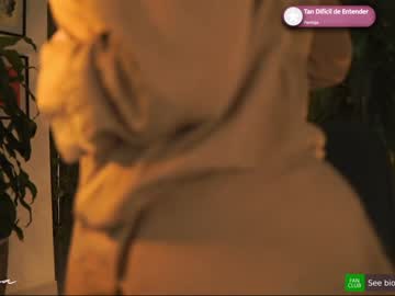cam girl porn arletnoa image #3693935