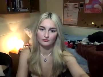 cam girl porn emishearts image #2762989