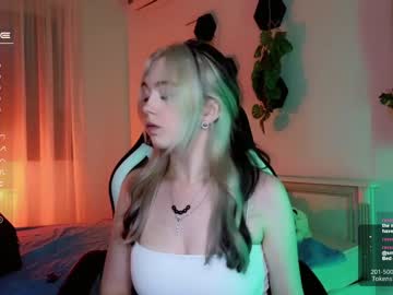 cam girl porn small_blondee image #4805356