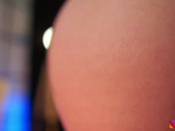 cam girl porn lucie_beltran image #5340405