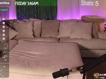 cam girl porn milavalentinax image #3288286
