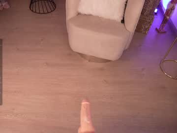 cam girl porn lau__1 image #5981424