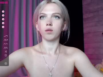 cam girl porn small_blondee image #2504826