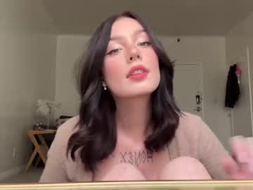 cam tranny porn evelynforever image #6719575