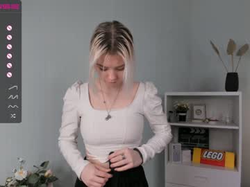 cam girl porn _naked_heart_ image #5668585