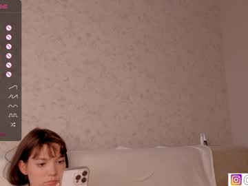cam girl porn bzzzme image #5085371