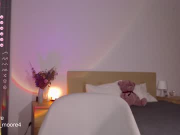 cam girl porn lumoore image #5238471