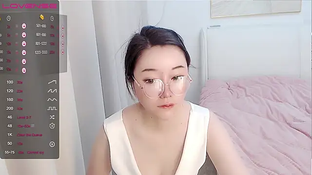 Stripchat sex cam -yiyi1314