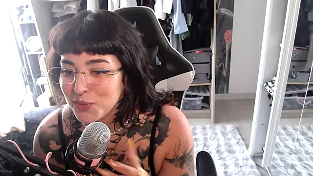 Stripchat sex cam _notabasicfrench