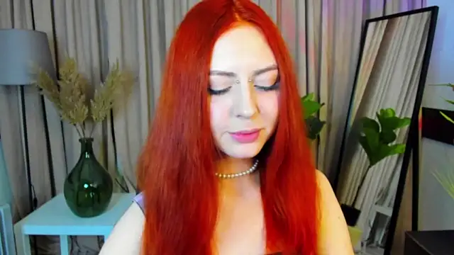 Stripchat sex cam NaughtyRedHair