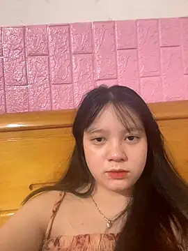 Stripchat sex cam tuanhuyalulv