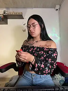 Stripchat sex cam emily_22x