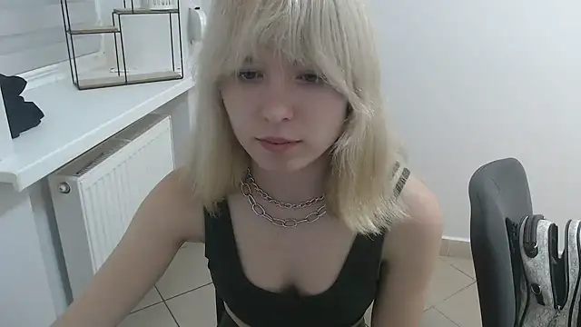 Stripchat sex cam SimaFlo_