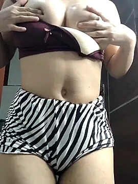 Stripchat sex cam Shakira099