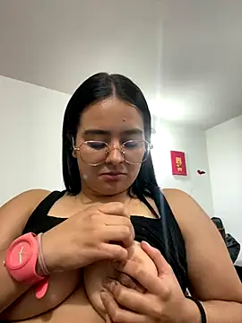 Stripchat sex cam MIAWALLACE645