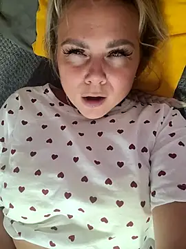 Stripchat sex cam candy_queeen