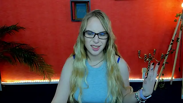 Stripchat sex cam MiaRaeee