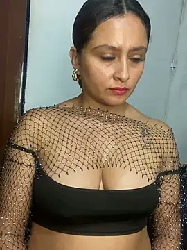 Stripchat sex cam Keittly_