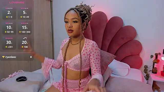 Stripchat sex cam ZENDAMILLER