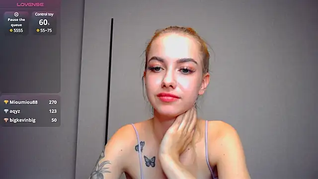 Stripchat sex cam A_Karolina