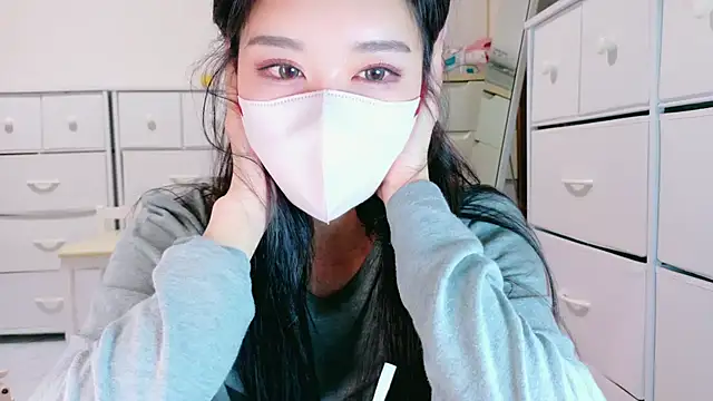 Stripchat sex cam ramuchan_desu