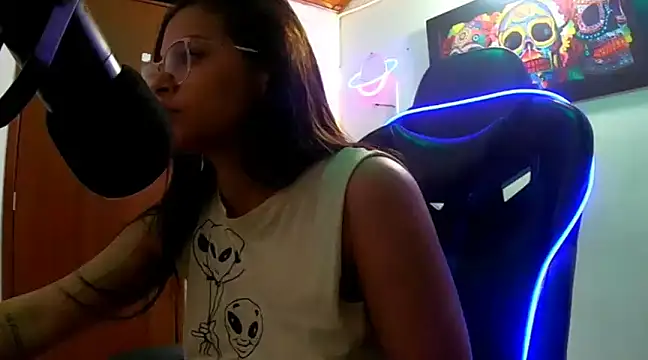 Stripchat sex cam ZULMOR69