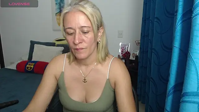 Stripchat sex cam Naty_Stone